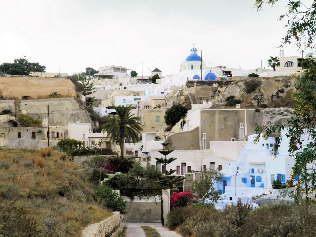 Santorini Traditional Suites Vóthon Quarto foto